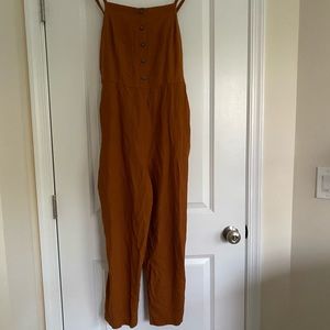 orange/brown jumpsuit